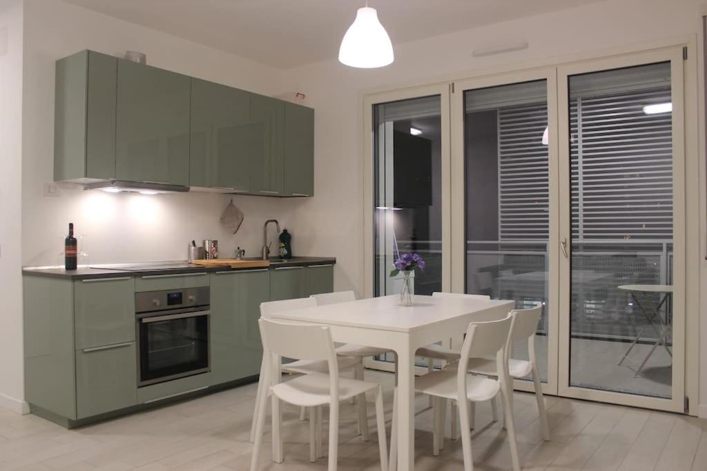 Luxury 3 Bedroom Apartment 100 Mq Next To Rho Fiera And San Siro Milán Exteriér fotografie